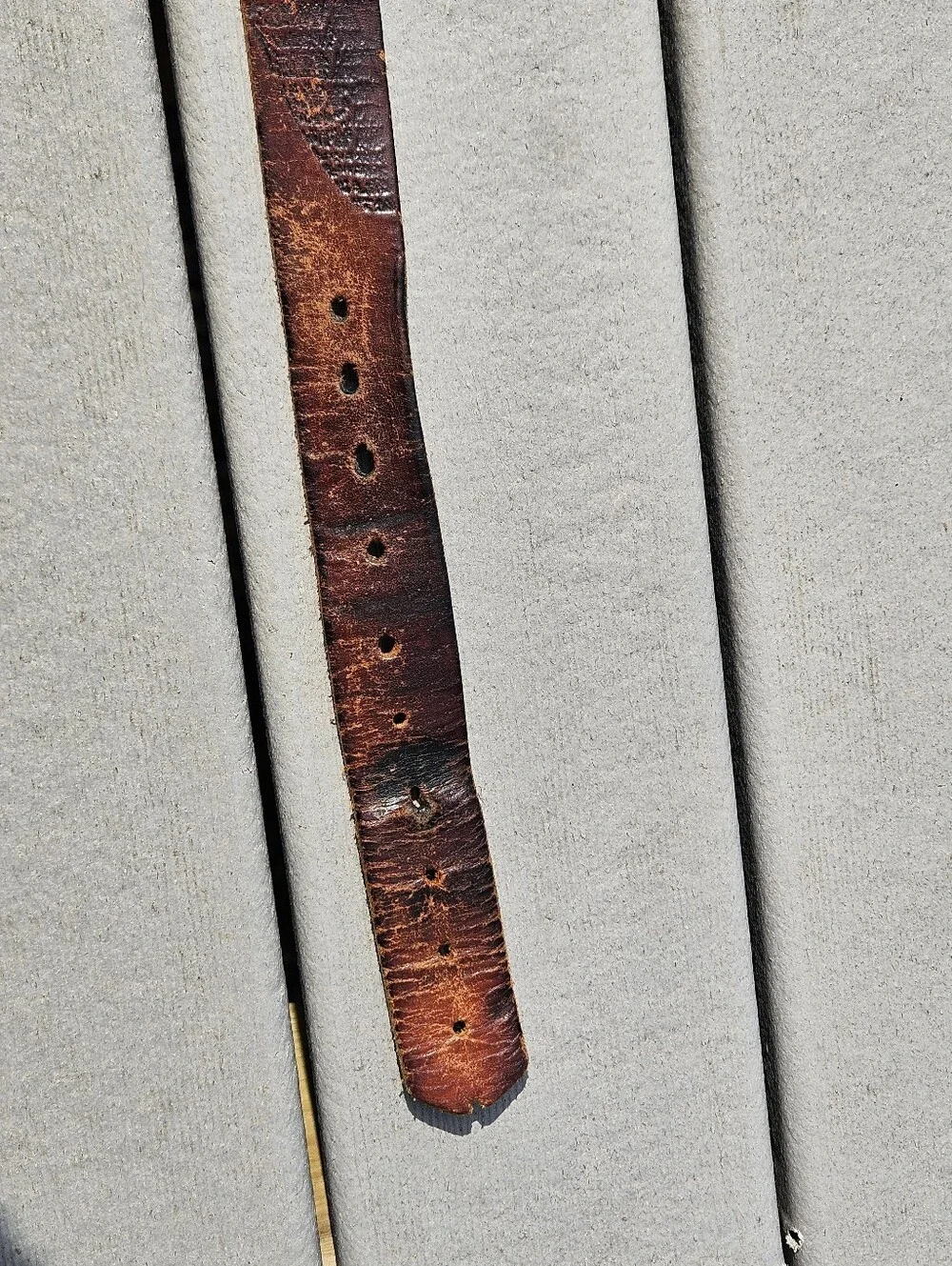 70s Vintage TRUSTWORTHY Brass Buckle Boho Western Sunburst Tooled Leather Belt
